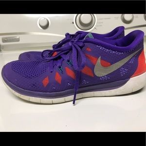 Nike Tennis Shoes