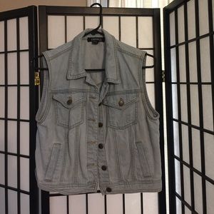 Lovely denim vest!