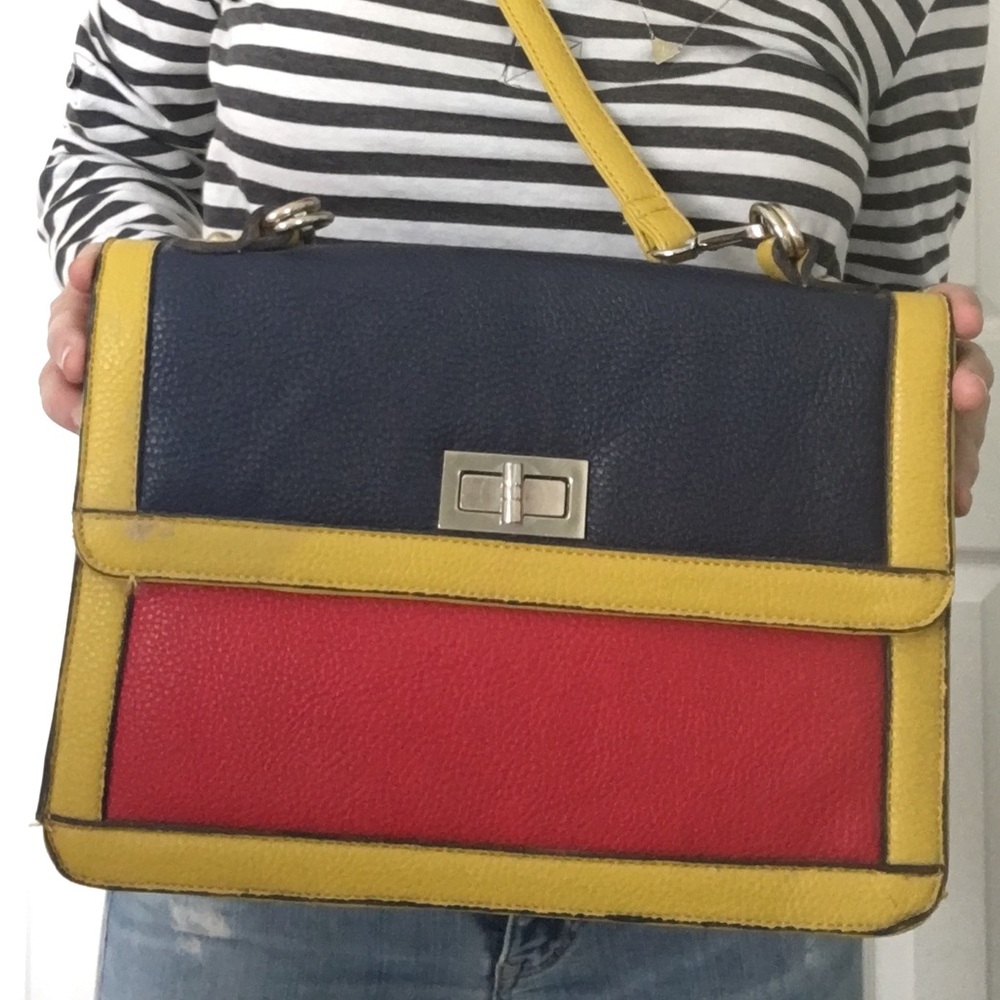 Color block purse