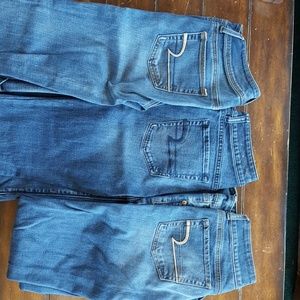 3 pairs American Eagle Outfitters Jeans