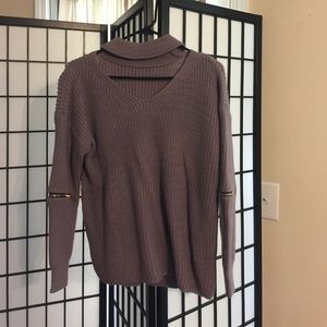 Choker Sweater
