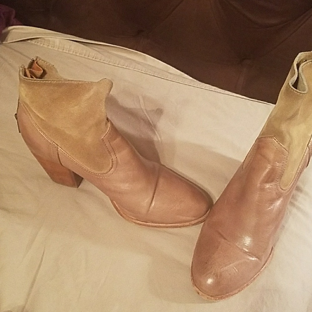 Frye cowboy ankle boots