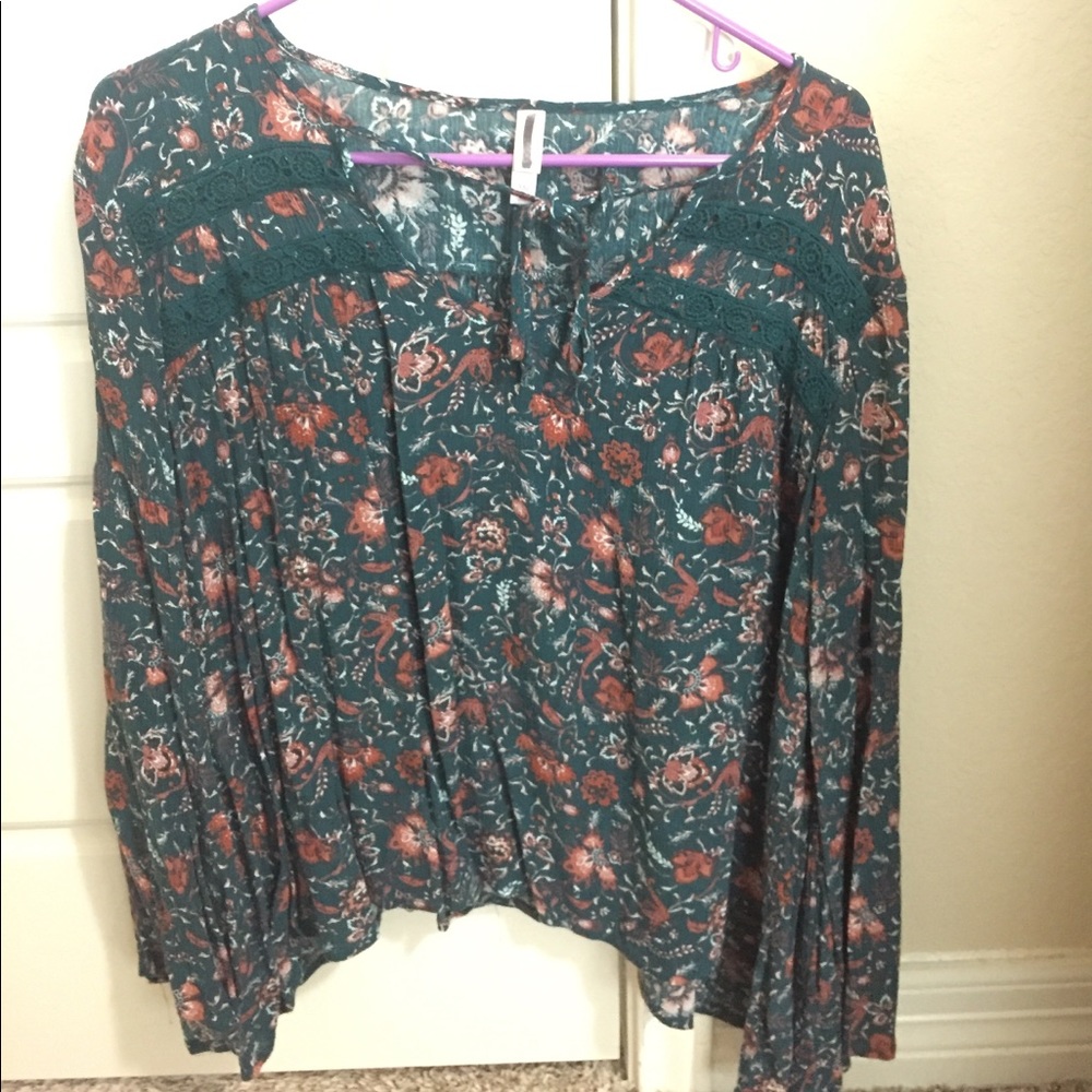Floral long sleeve top
