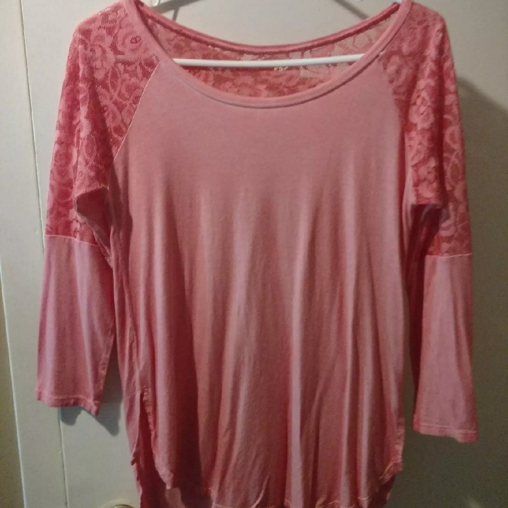 NWOT Perfect lace long tee