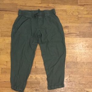 Old navy camo capris