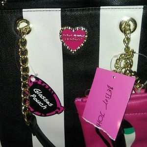 Betsey Johnson bag authentic