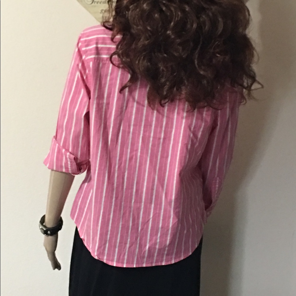 Blouse, button down. - Picture 2 of 2