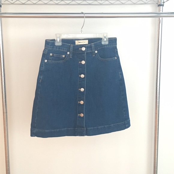 GAP Dresses & Skirts - GAP: button down jean mini skirt