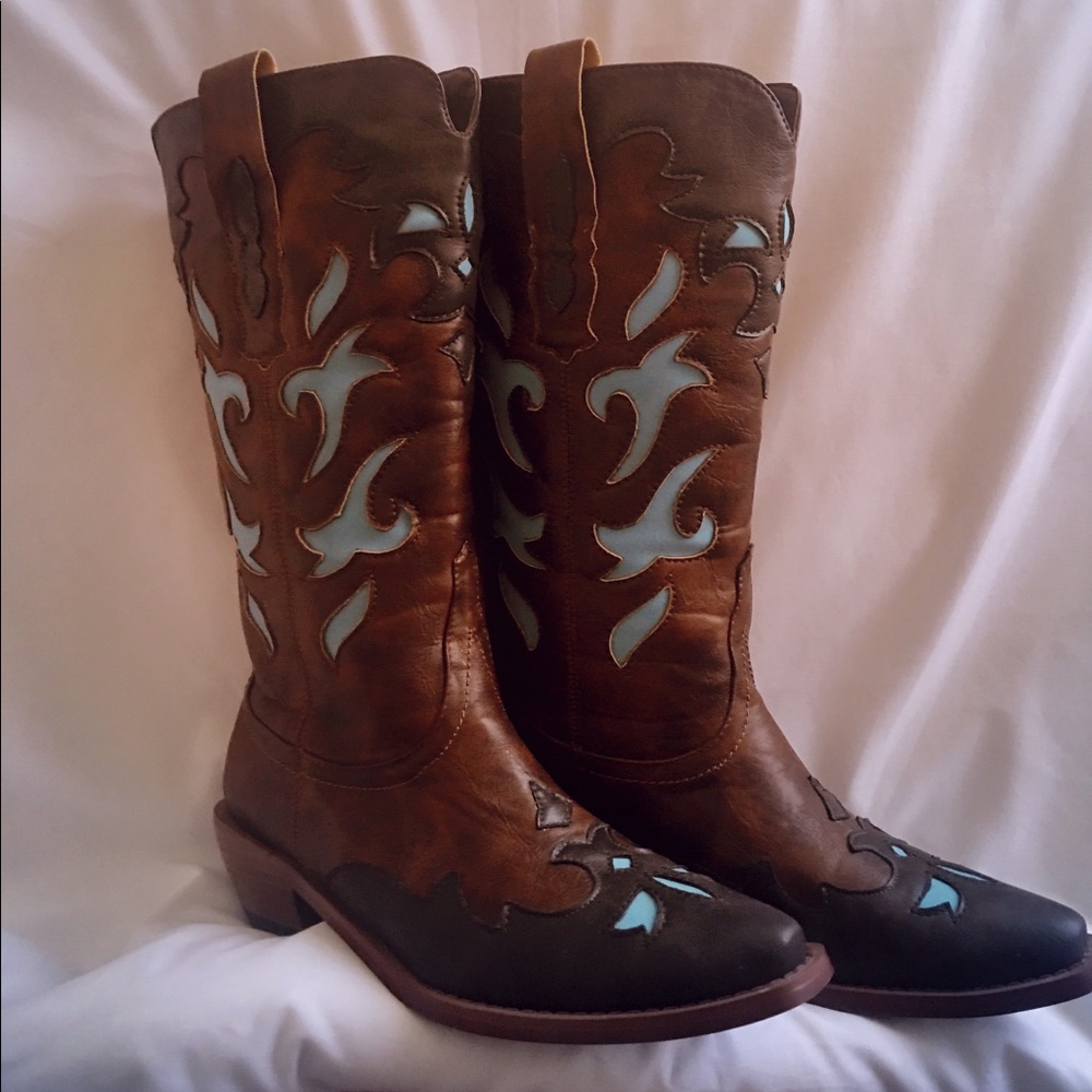 western boot dark brown with turquoise cutout