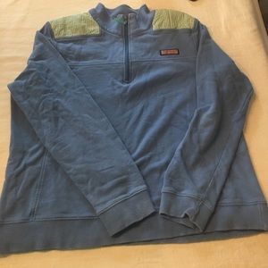 Vineyard vines sweatshirt