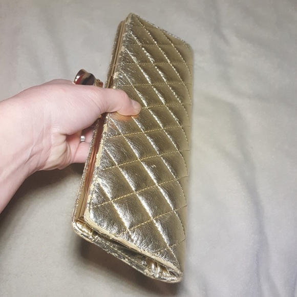 ALDO Gold Clutch - Picture 5 of 7