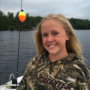 Meet your Posher, Laci