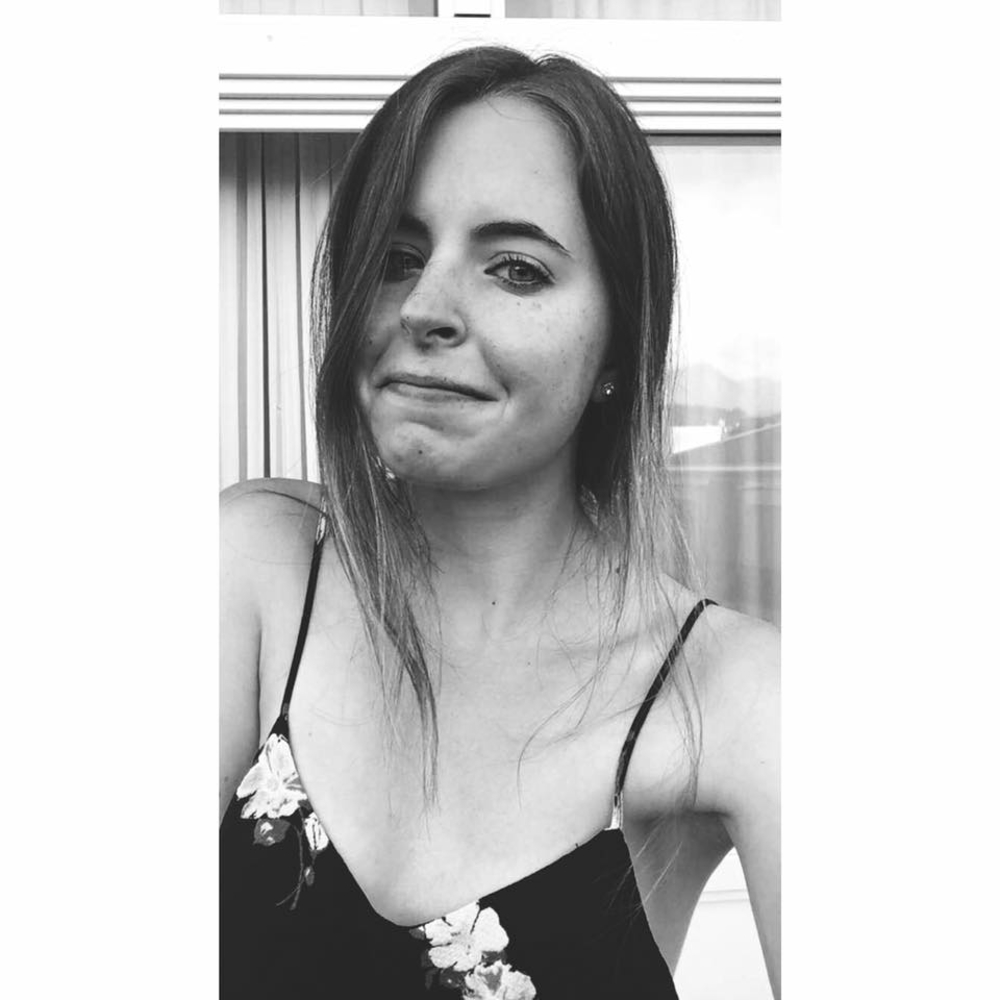 Meet your Posher, Michaela