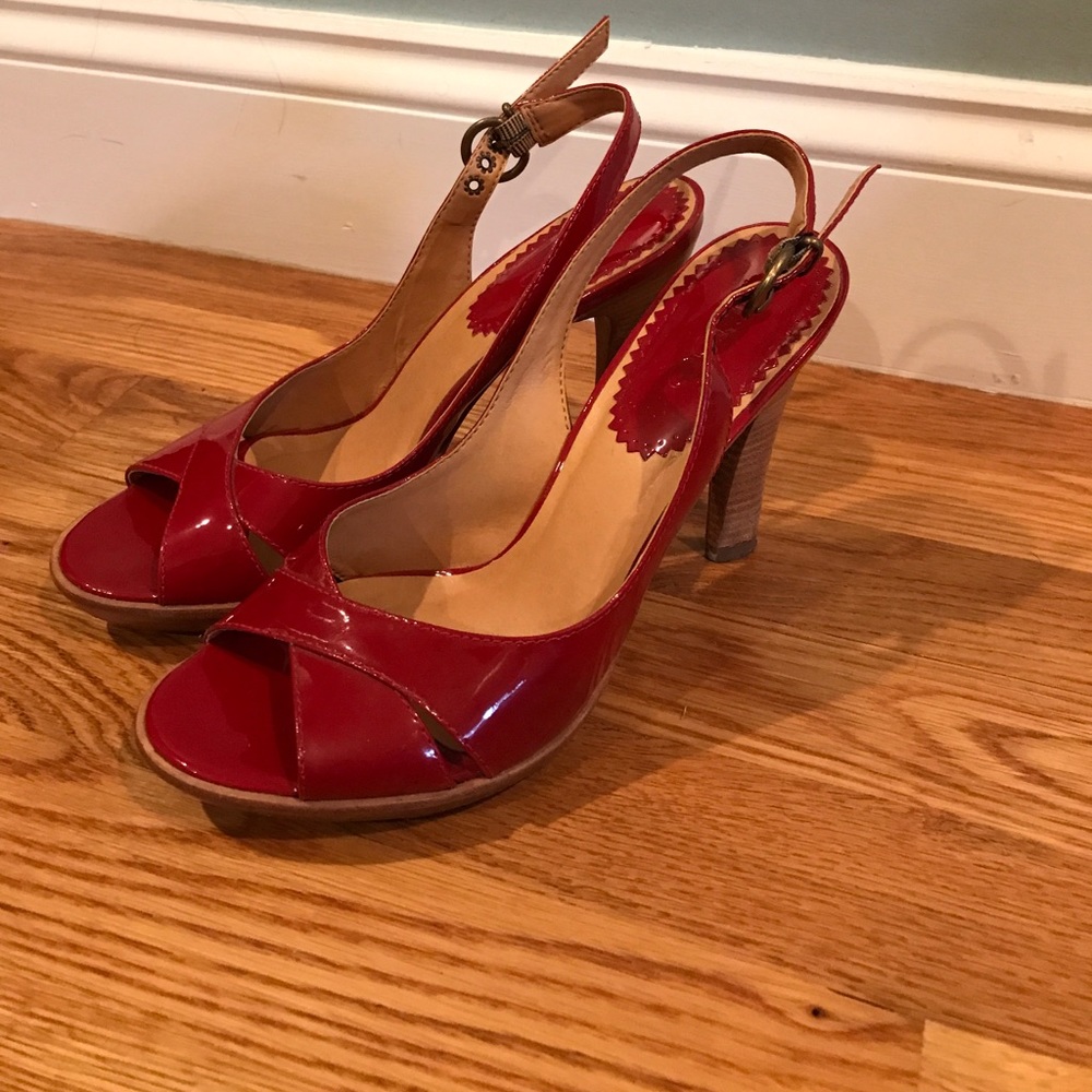 Aldo red patent leather peep-toe, sz 38