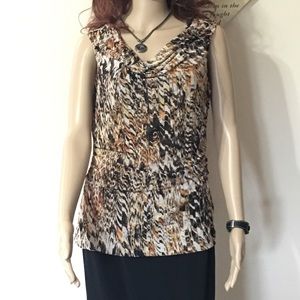 Sleeveless blouse