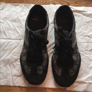 Authentic Coach black sneaker size 9 style Beyla