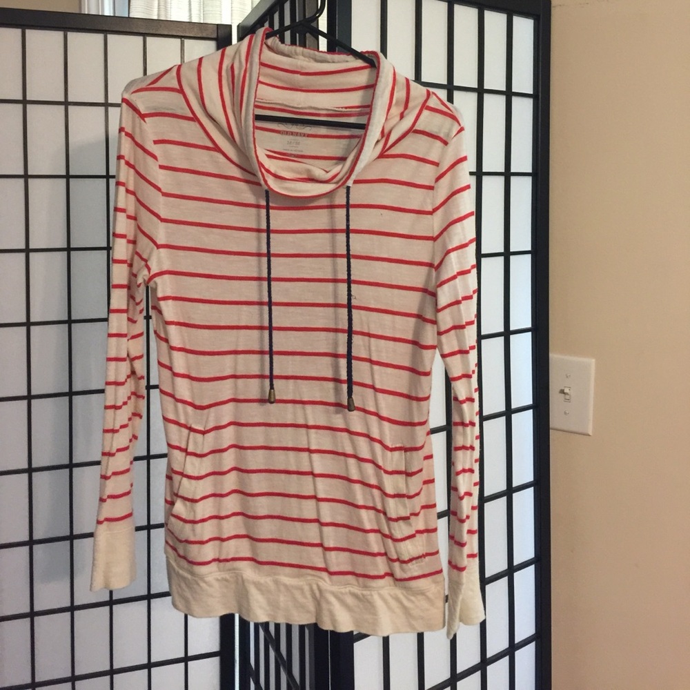 Long sleeve turtle droop neck