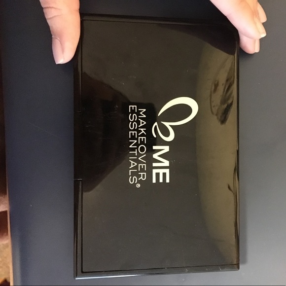 makeover essentials - Picture 2 of 4