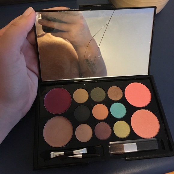 makeover essentials - Picture 4 of 4