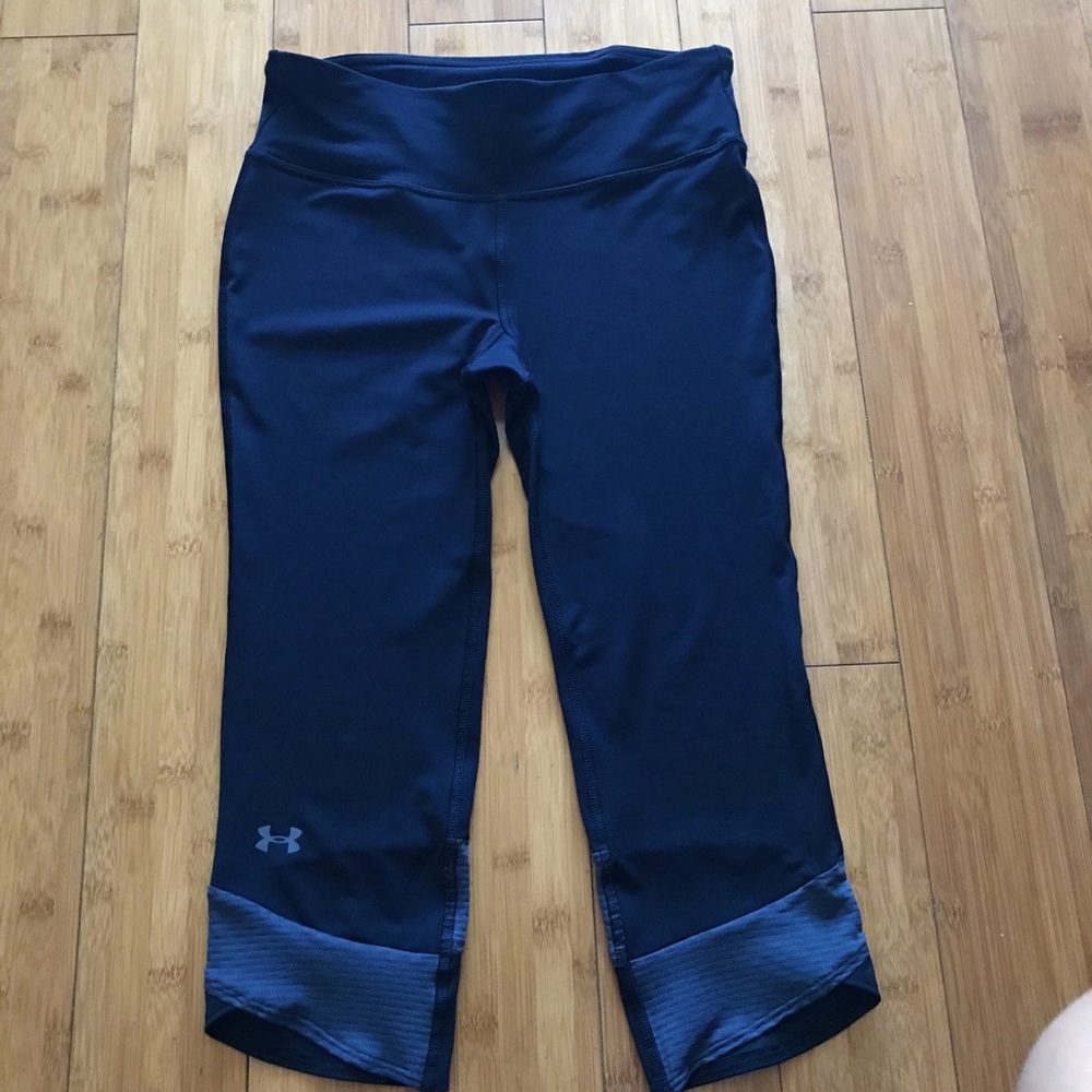 Under Armour capri pants heat gear compression
