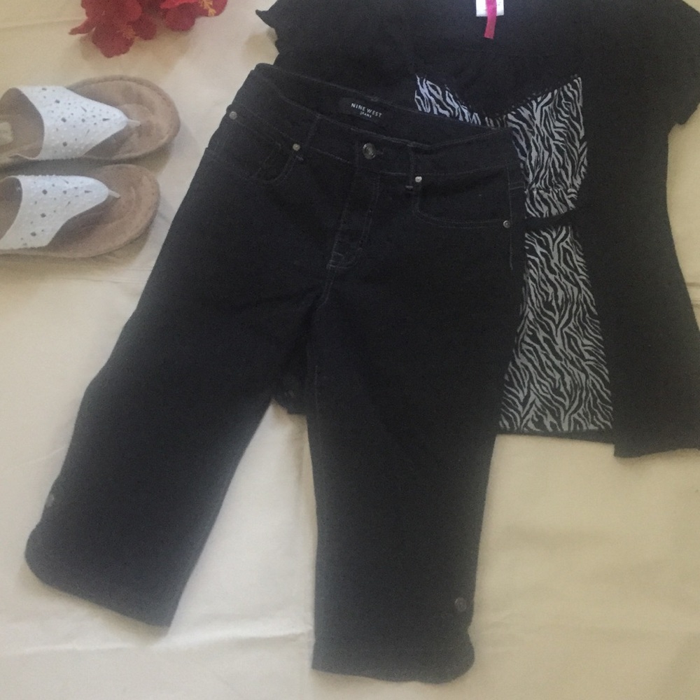 Nine West black capris. Size6