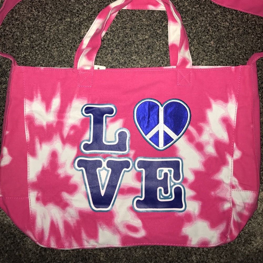 NWT Pink L❤️VE Tote