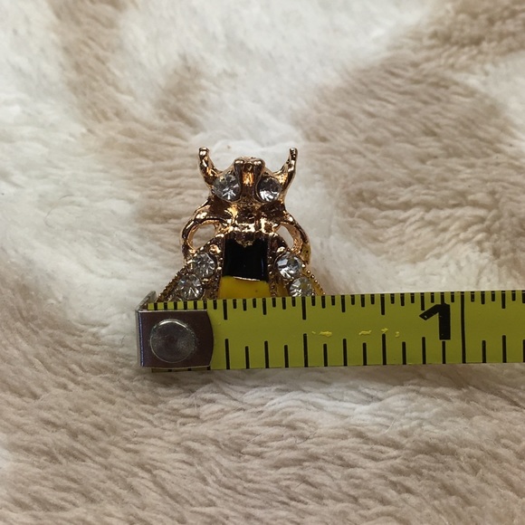 Bumblebee Earrings - Picture 7 of 7