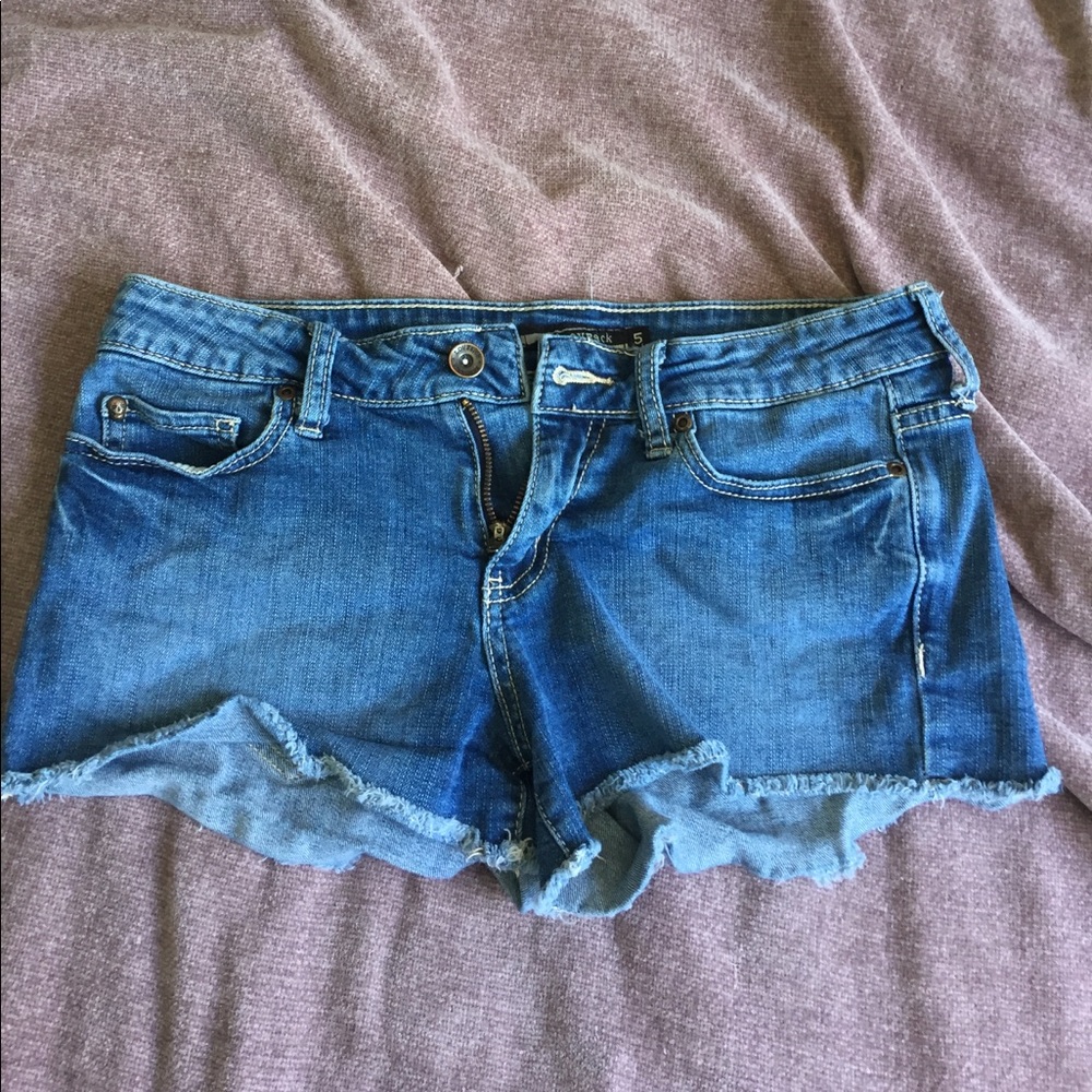 Jean shorts!
