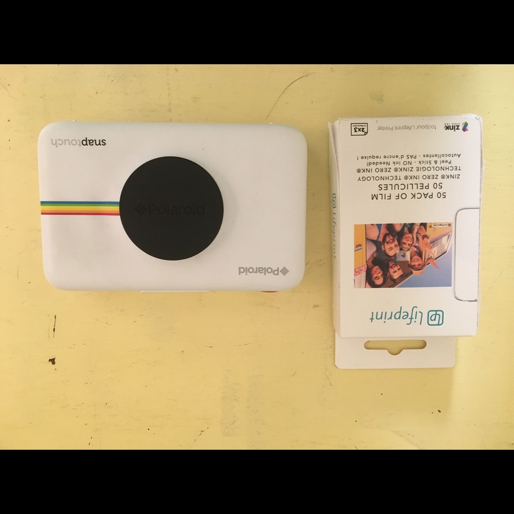 POLAROID WITH BLUETOOTH