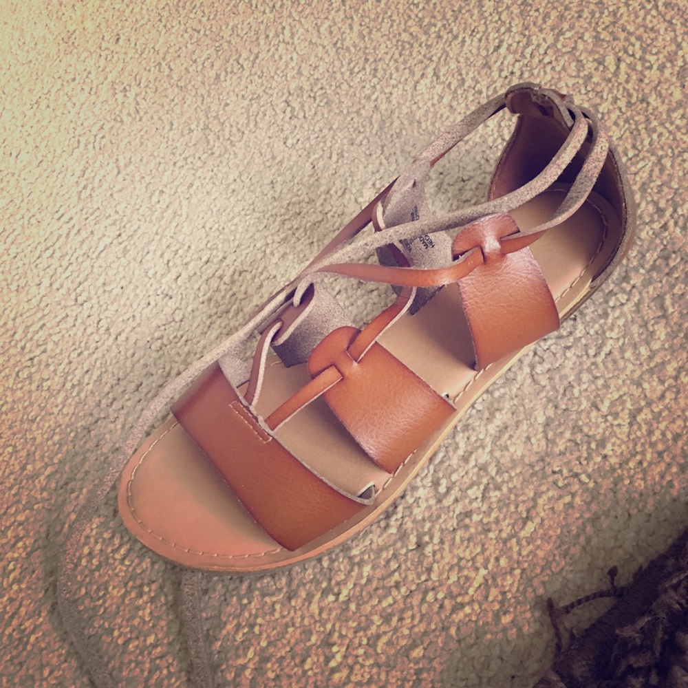 Sandal