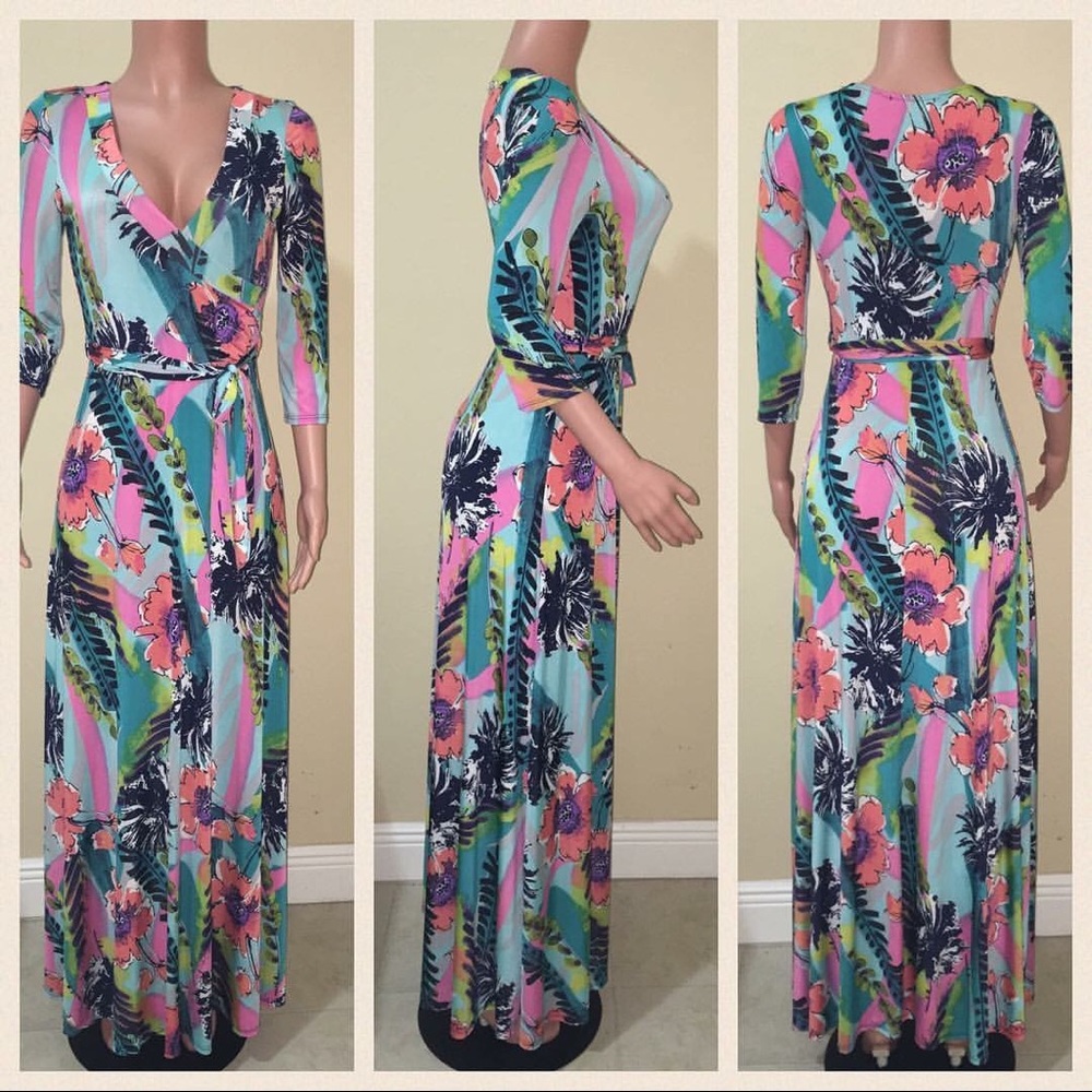 Wrap Maxi dress. ( medium )