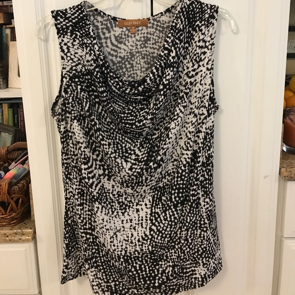 Ellen Tracy black and white shell