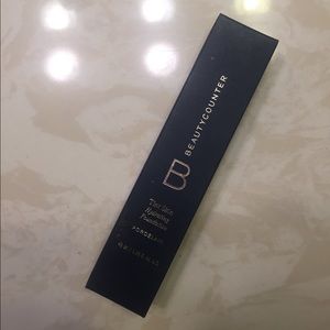 Beauty counter tint skin foundation in porcelain