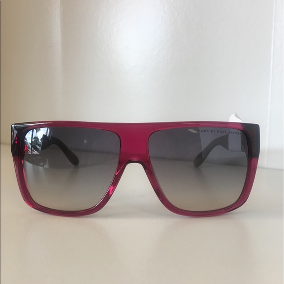 Marc Jacobs Sunglasses main image 2