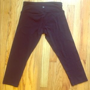 Wunder Under Crop Size 6 Black