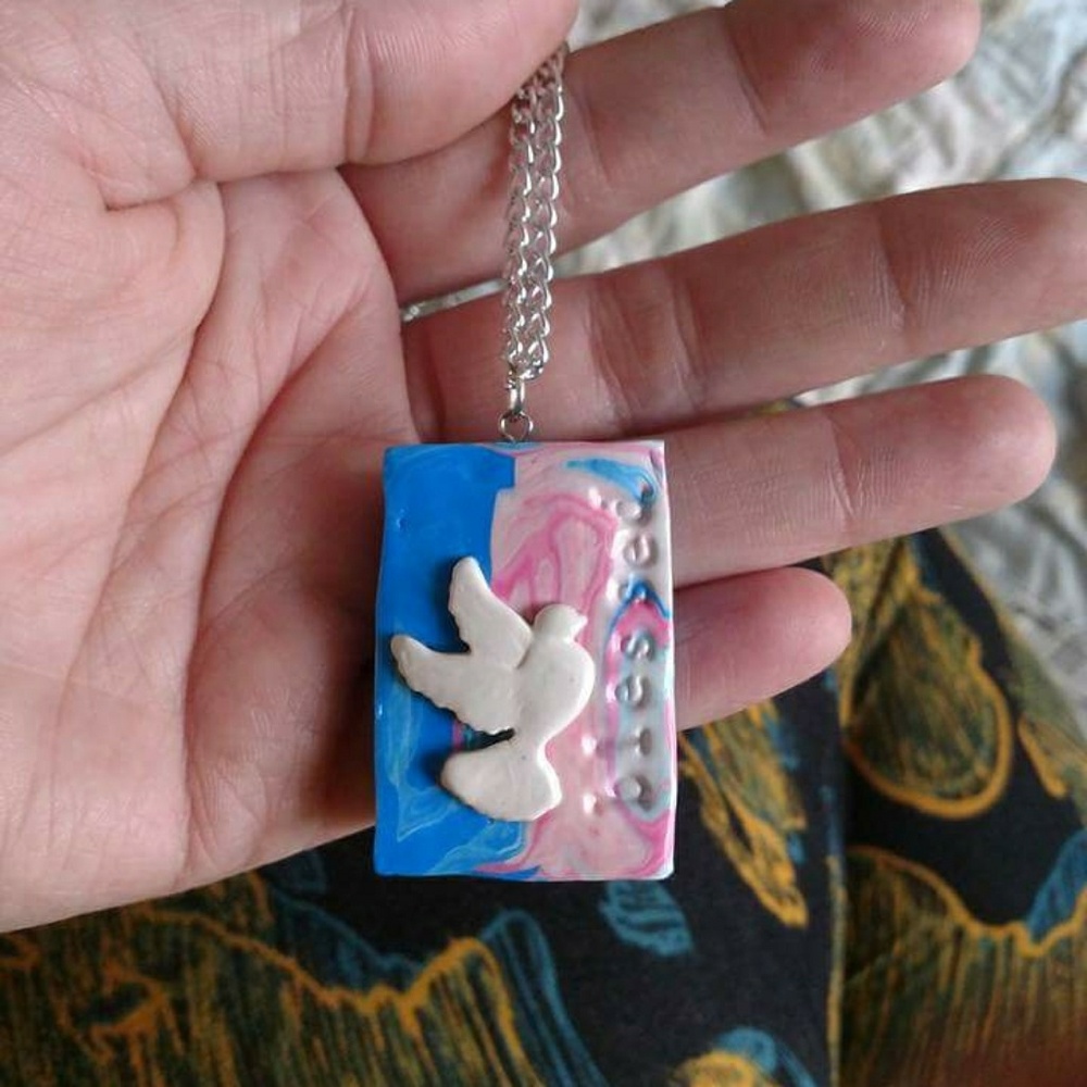 Custom made pendant and chain