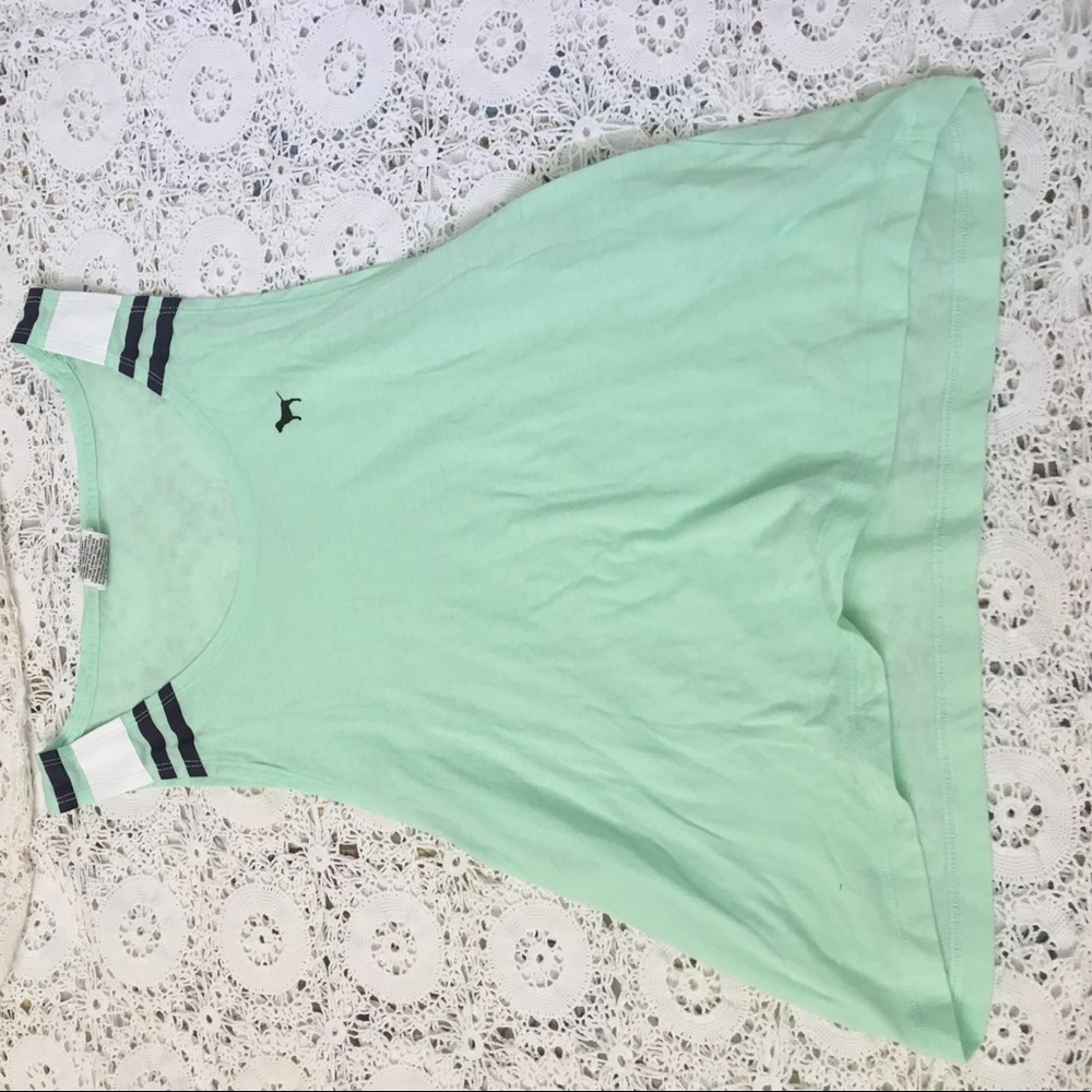 NEVER BEEN WORN PINK TANK