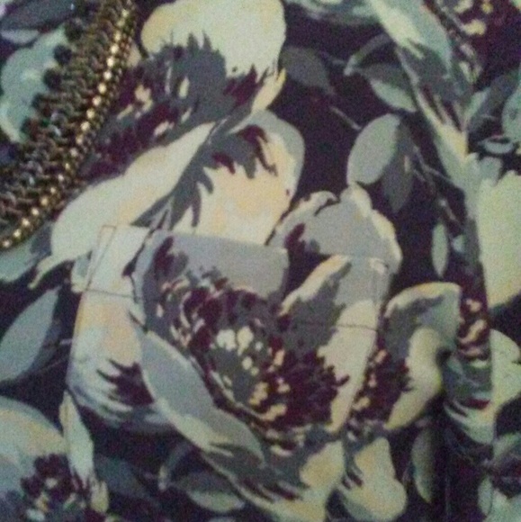 The Loft Print Blouse - Picture 5 of 8