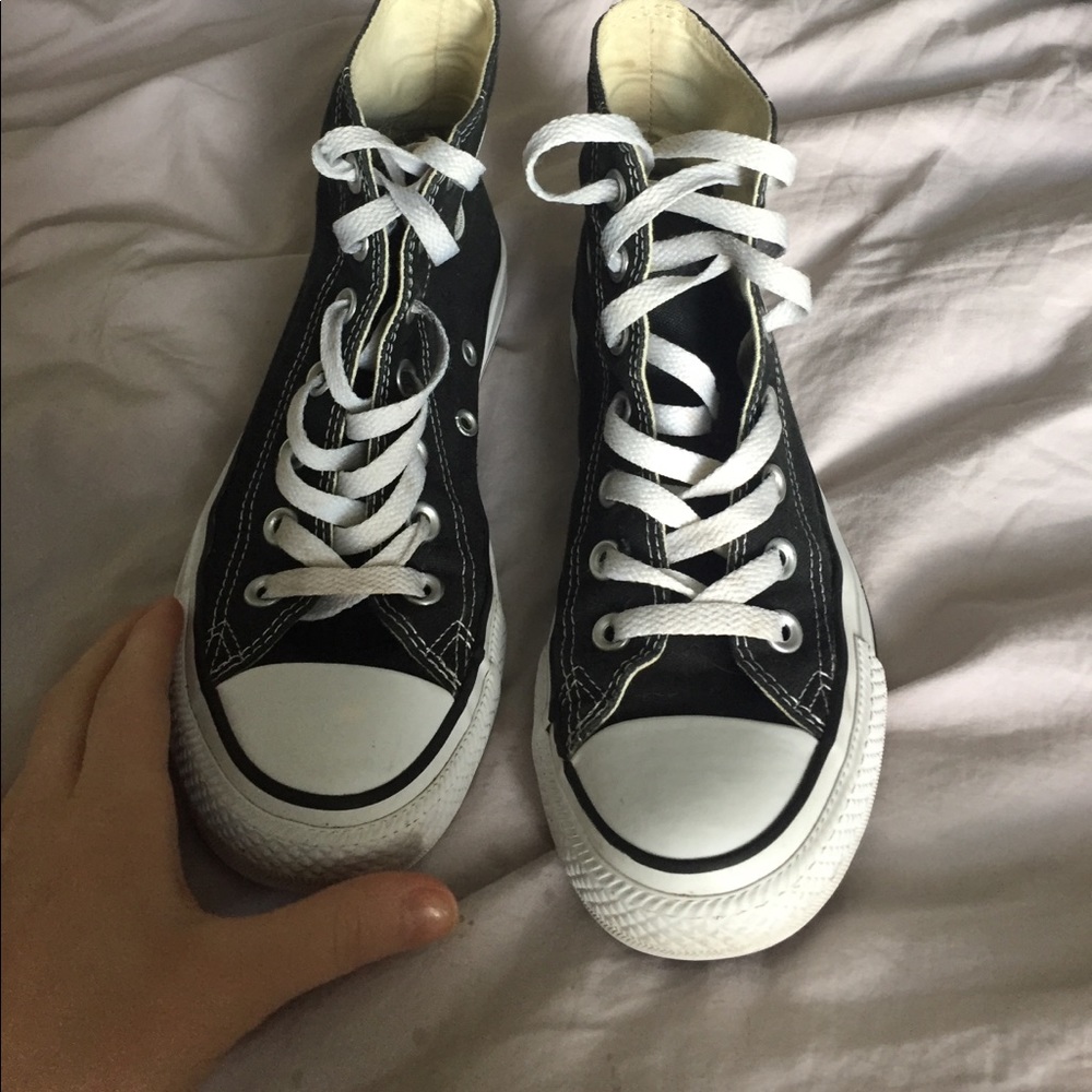 Black converse high tops
