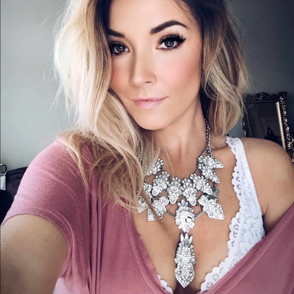 Gorgeous Statement Necklace