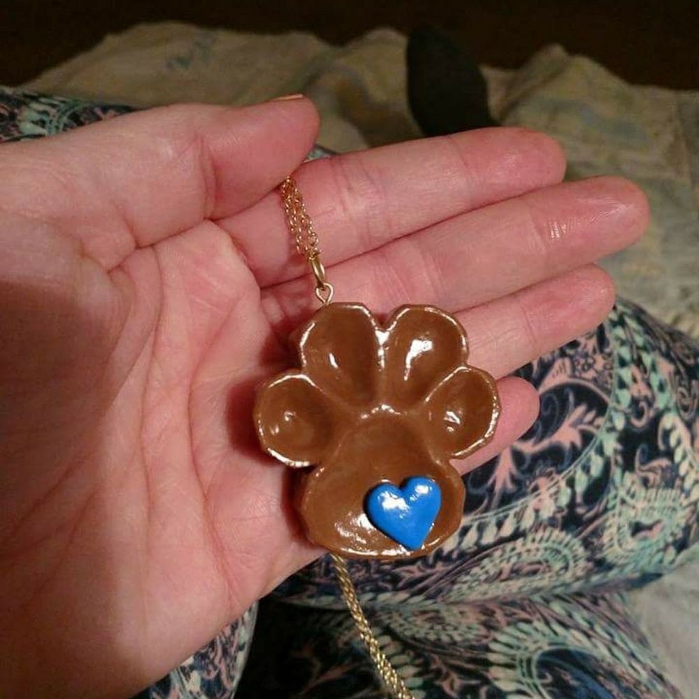 Custom made pendant and chain