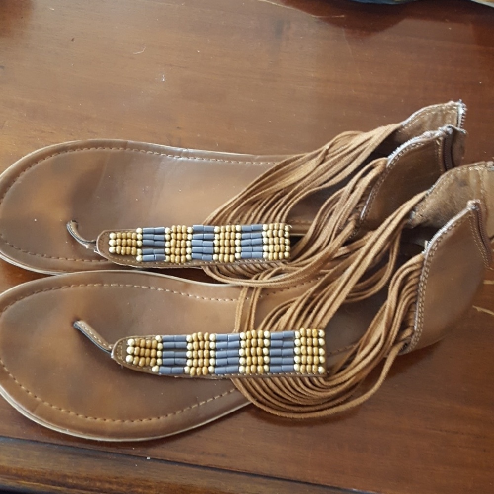 size 39 Aldo sandals