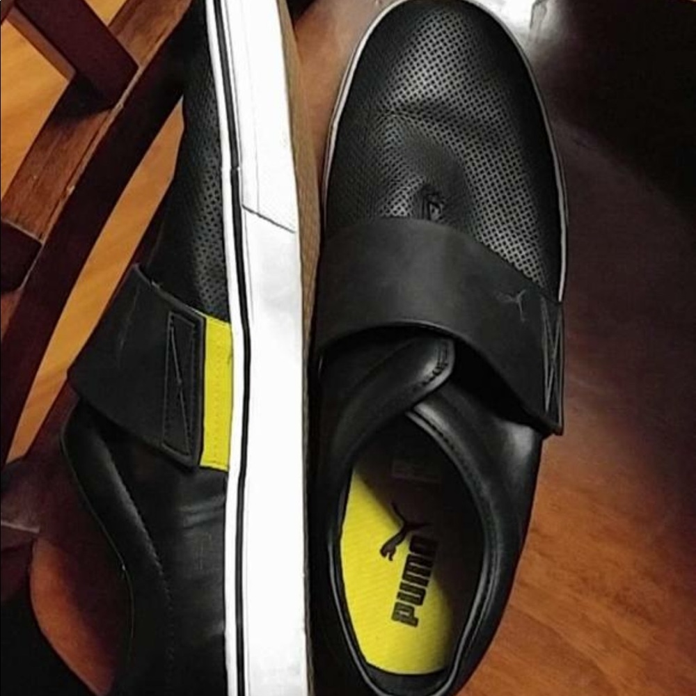 Men's puma shoes in excellent condition