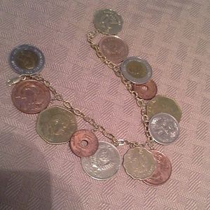 OFFERS PLS 10Kt Gold Chain Coin Bracelet