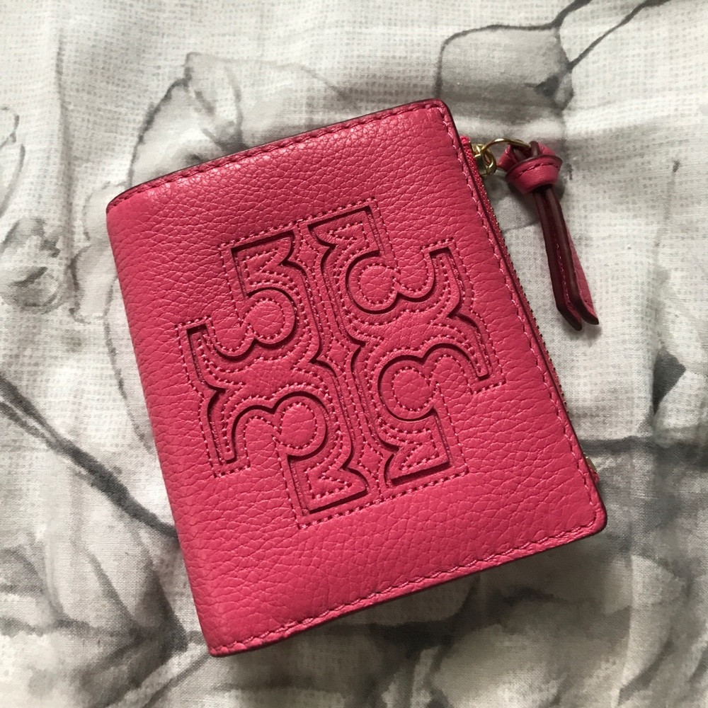 Tory Burch wallet