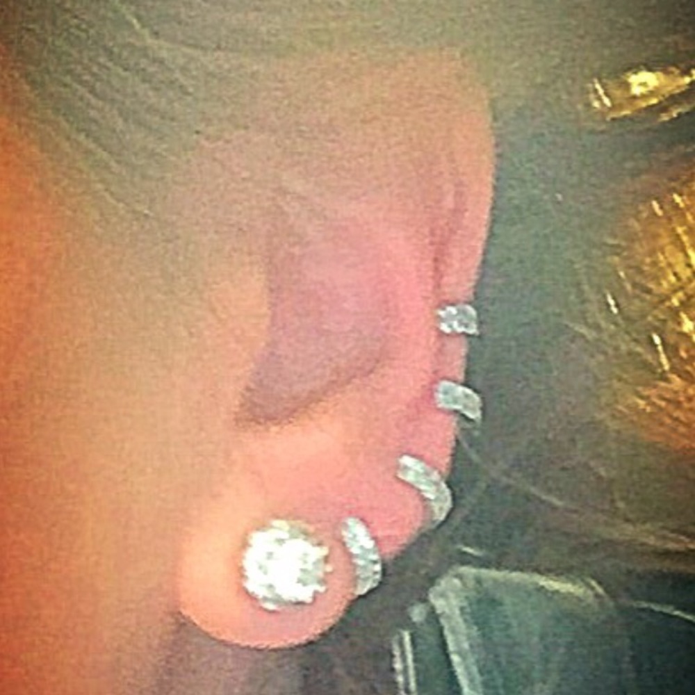 .925 silver, plated in 18k gold, ear cuff earring