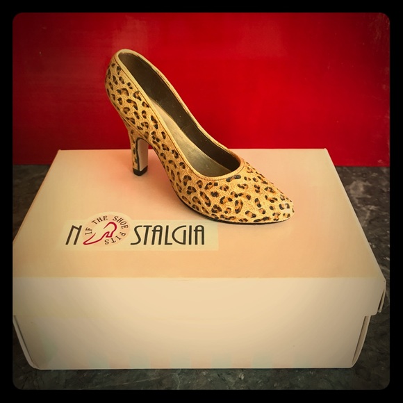 Nostalgia If the Shoe Fits - Leopard Pump - Picture 3 of 8