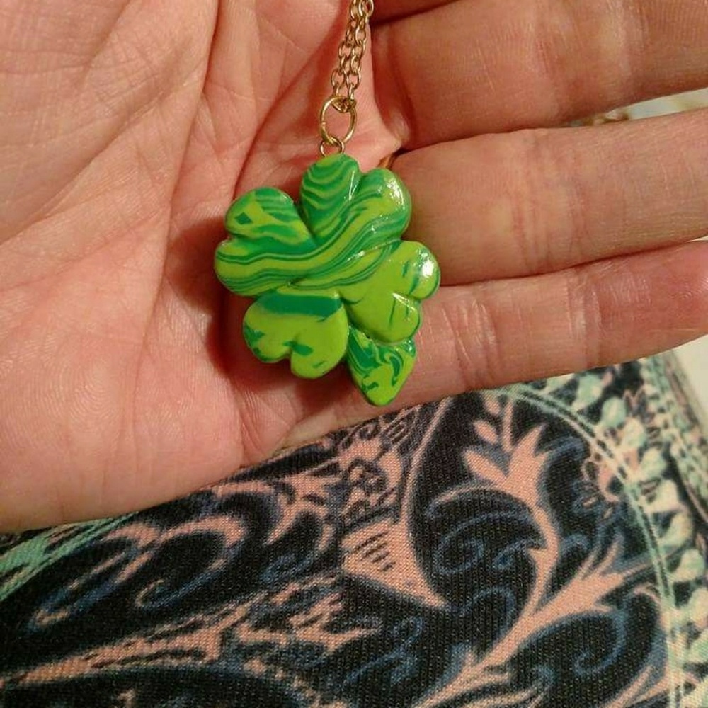 Custom made pendant and chain.