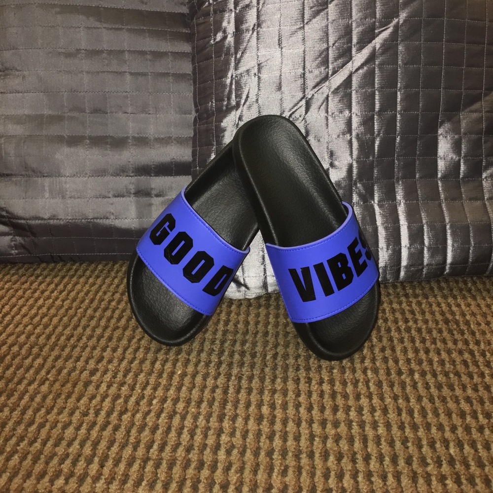 PINK by Victoria's Secret "Good Vibes" Slides!