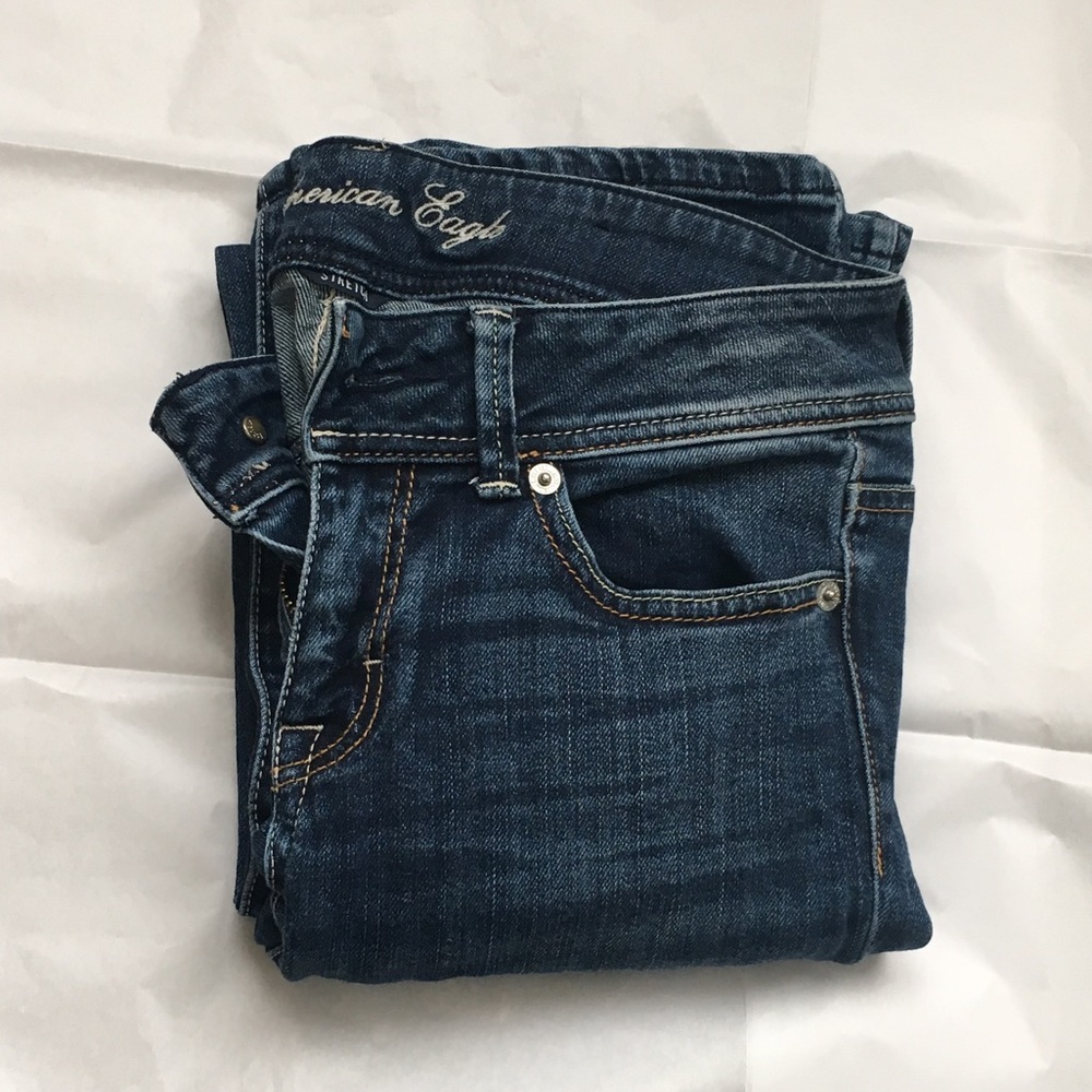 *MOVING SALE*BUY NOW* AE Slim Boot Jeans